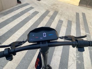 Kukirin G2 con vinilo KTM red bull