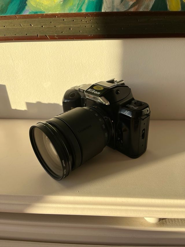 Cámara Nikon F-401 AF Analógica Negra