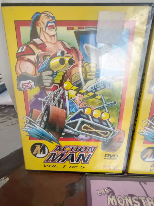 DVDs Action Man y Zipi y Zape sin abrir