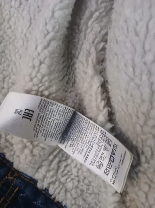 Chaqueta vaquera Gap con borrego