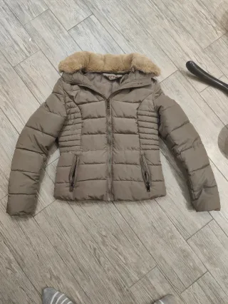 Piumino O'dett beige con pelliccia usato due volte