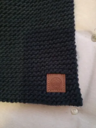 Conjunto gorro, bufanda y manoplas tejido