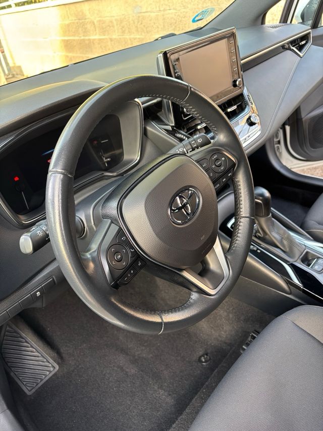 Toyota Corolla 125h 2021 *GARANTIA*( PARTICULAR)