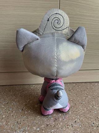 Peluche gato gris