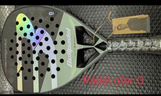 Pala de pádel Bullpadel Hack 04 Paquito