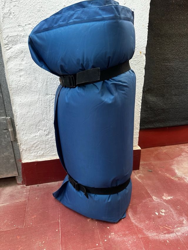 Esterilla acolchada camping no hinchable