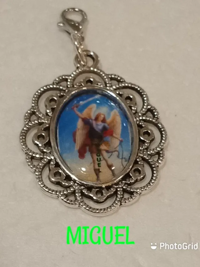 7 X 7€ LOTE de los 7 Arcangeles, Medallas