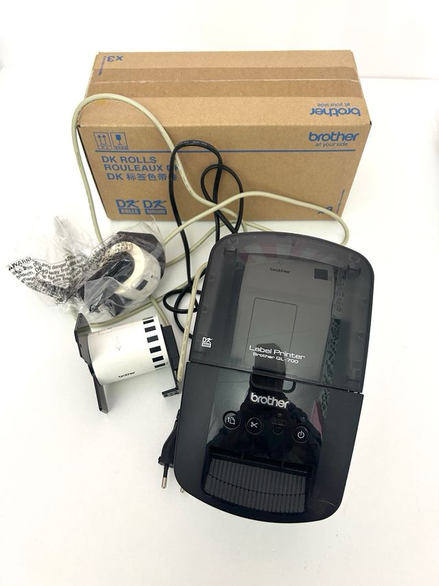 Impresora de etiquetas Brother QL-700