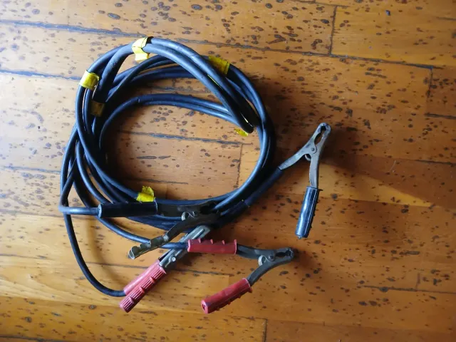 Pinzas de arranque para camiones