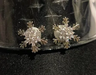Pendientes Copos Nieve Brillantes Plateados clip