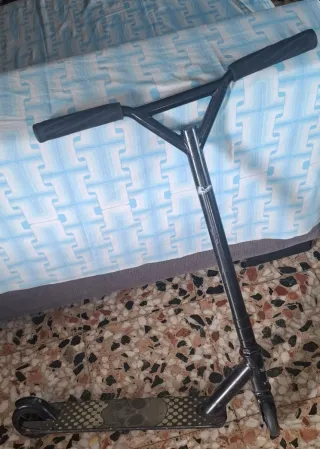 Patinete scooter Land Surfer negro