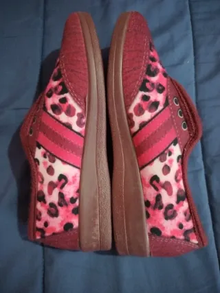 Zapatillas de casa con estampado animal