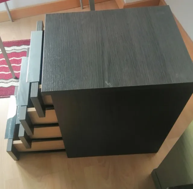 Mesita auxiliar 4 cajones