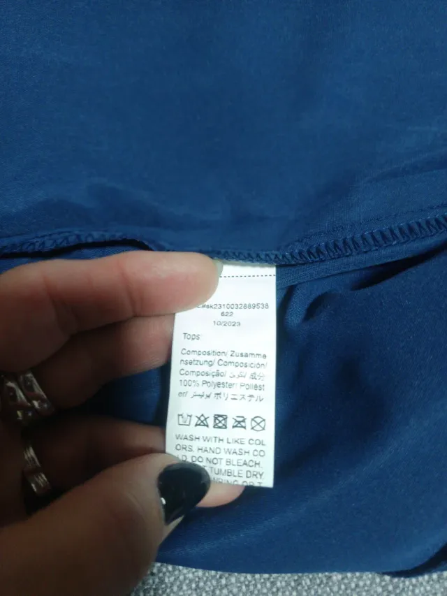 Traje azul niño talla 6