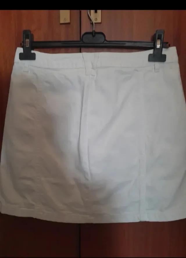 Falda vaquera blanca Stradivarius