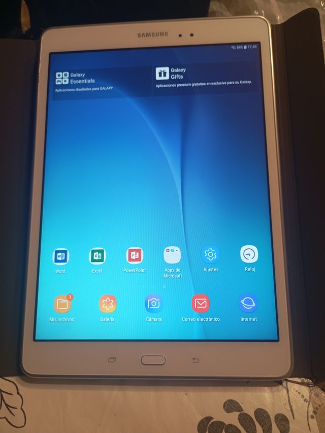 Tablet Samsung T550 Blanca