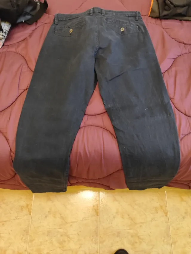 Pantalón chino azul marino Talla 42