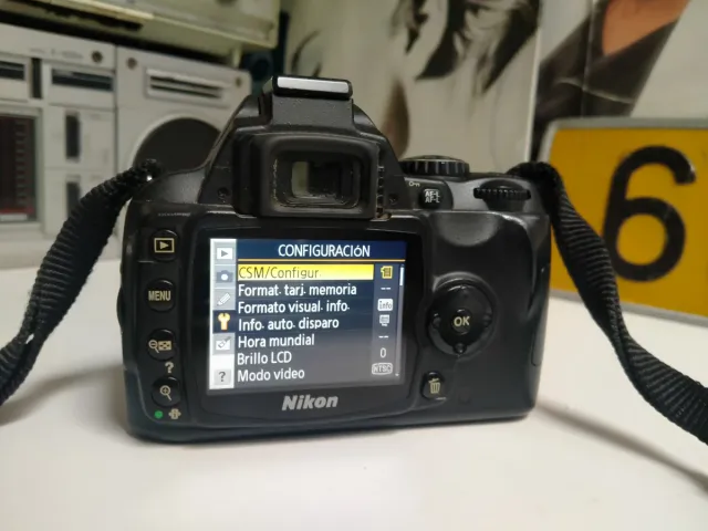 Cámara Réflex Nikon D40