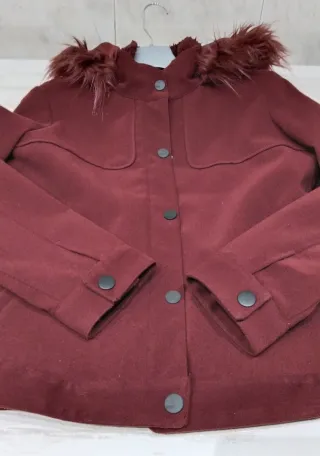 Cazadora burdeos. Roxy. Talla S