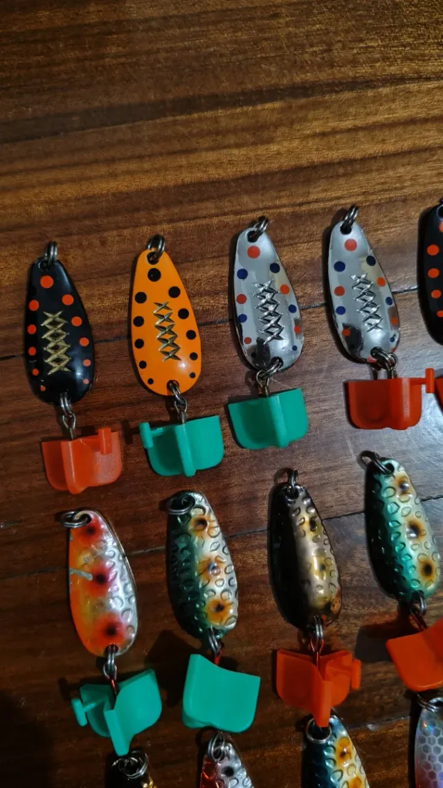 Set 21 Esche da Pesca Blue Fox