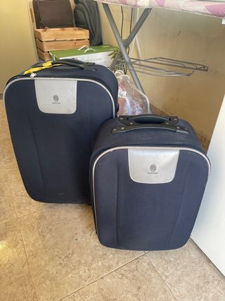 Maletas de viaje Easytrip azul y plateado