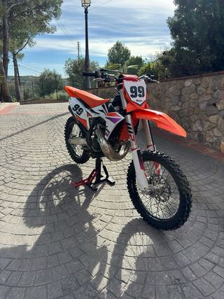 KTM SX 300 2024 - 30 horas