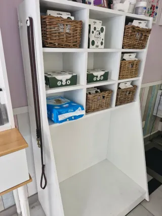 Mueble organizador artesanal para perro