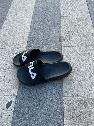 Chanclas Fila Negras