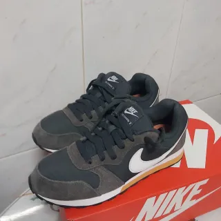 Zapatillas Nike MD Runner 2 T37.5