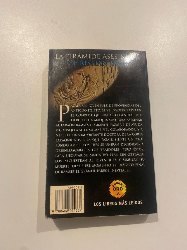 La pirámide asesinada