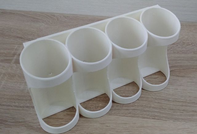 1 Soportes para 4 cartuchos de silicona