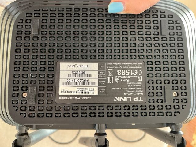 Router TP-Link Negro con Antenas