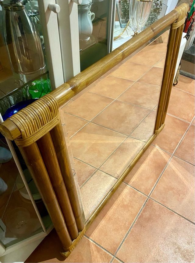 Precioso espejo de bambú