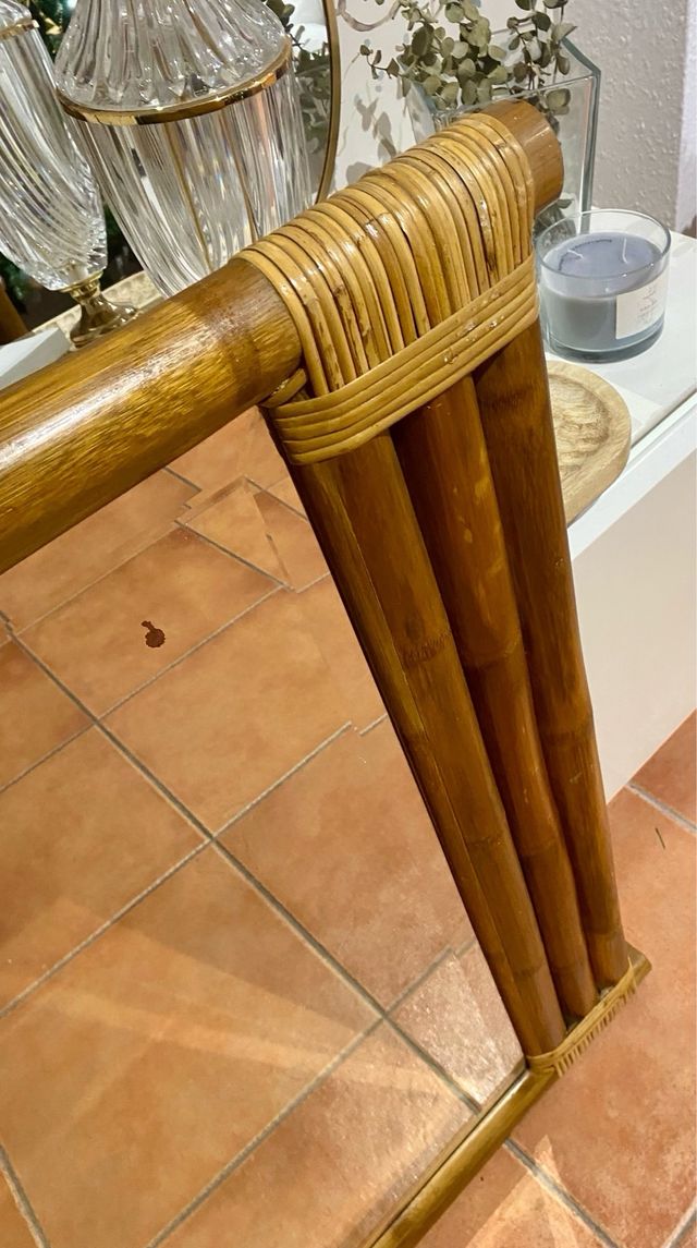 Precioso espejo de bambú