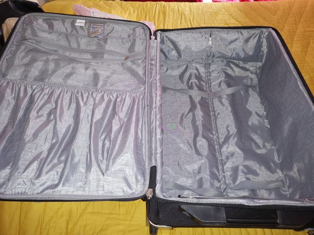 Mala de viagem preta VGG