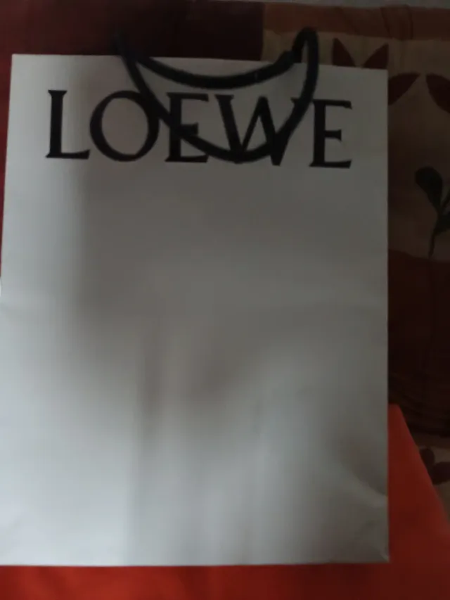 Bolsa Loewe Blanca y Negra