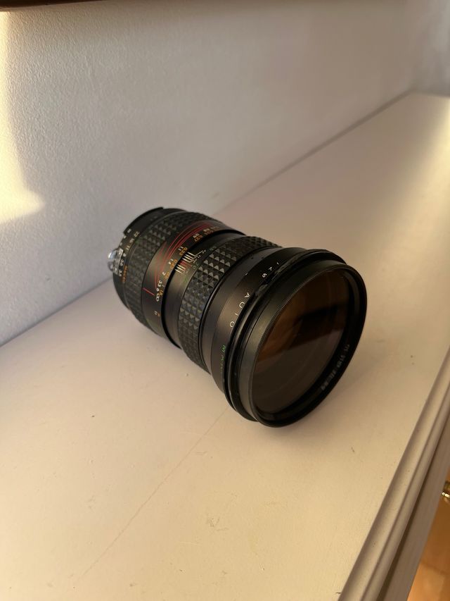 Objetivo Makinon 28-80mm