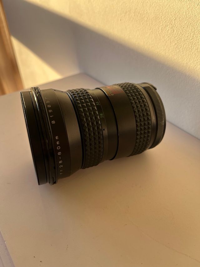 Objetivo Makinon 28-80mm