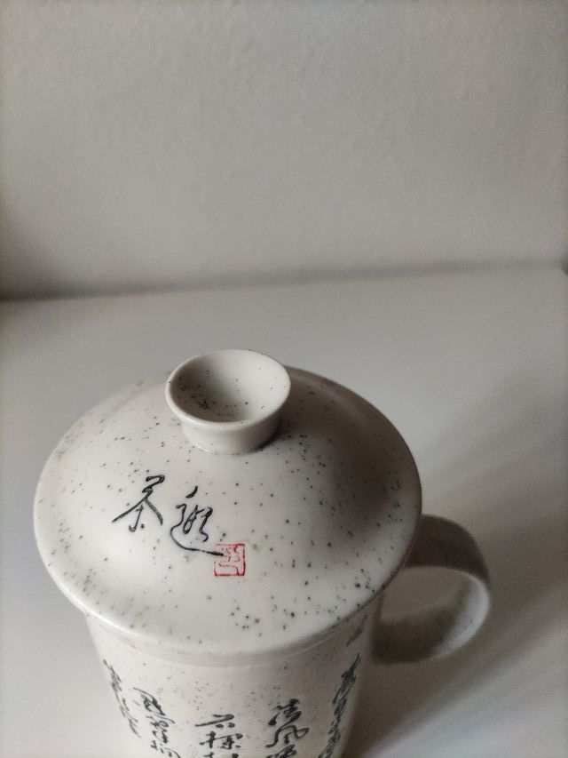 Taza de té con filtro de cerámica