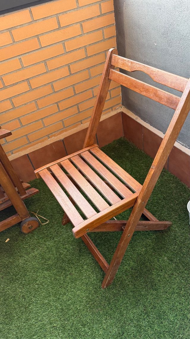 Mesa y 4 Sillas Terraza Plegables Madera