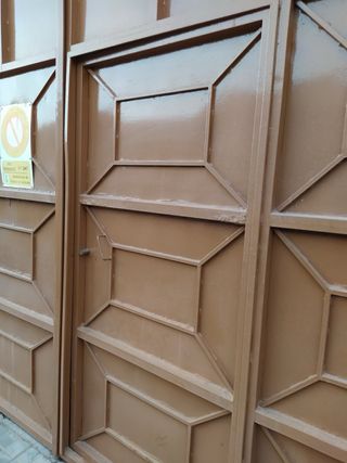 Puertas metálicas para garaje