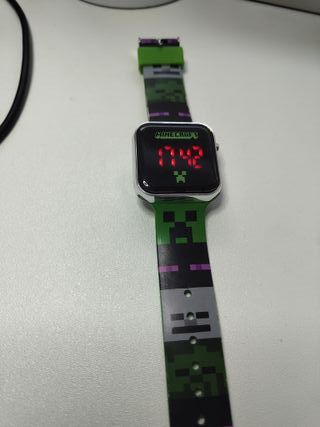 Reloj Minecraft Creeper