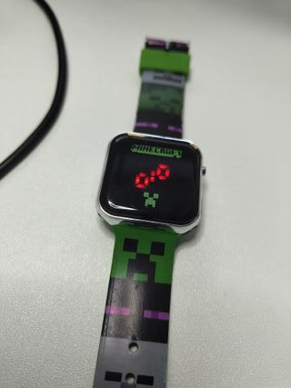 Reloj Minecraft Creeper