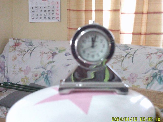 Reloj de mesa miniatura