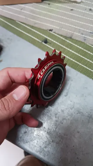 Ruota libera Clean 135 scatti 18 denti