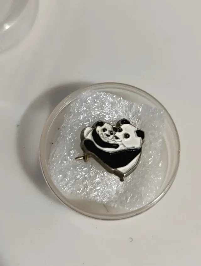 Spilla vintage con orsi panda