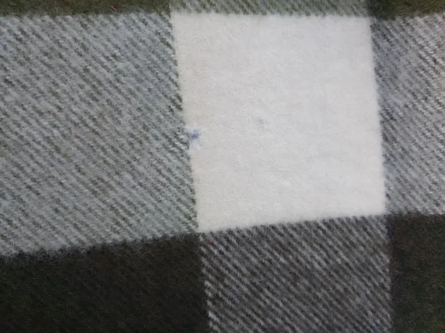 Bufanda Barbour cuadros beige y verde