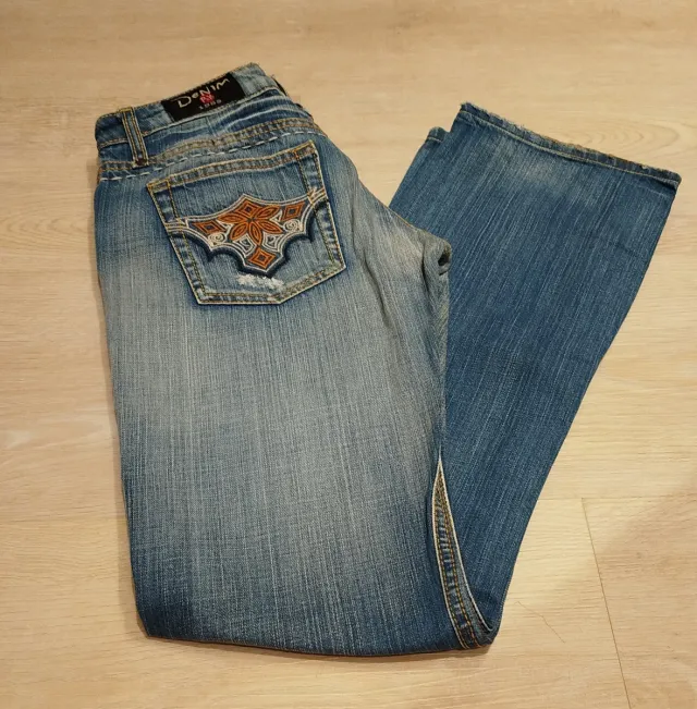 Vaqueros vintage campana