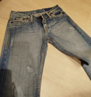 Vaqueros vintage campana