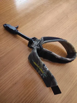 Arco Zasdar 28 lbs con disparador y flechas